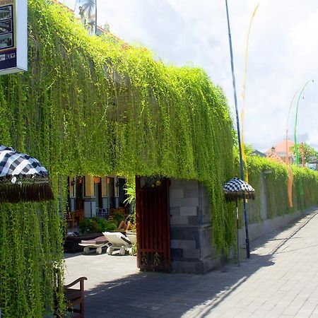 Wijaya Guesthouse ชังกู ภายนอก รูปภาพ